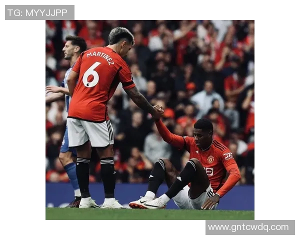 曼联四连胜后再创佳绩,重返英超前四位置 曼联四连胜后再创佳绩,重返英超前四位置