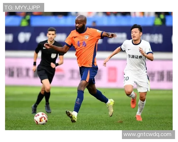 武汉足球队意识变革引发热议推动地方足球发展新篇章