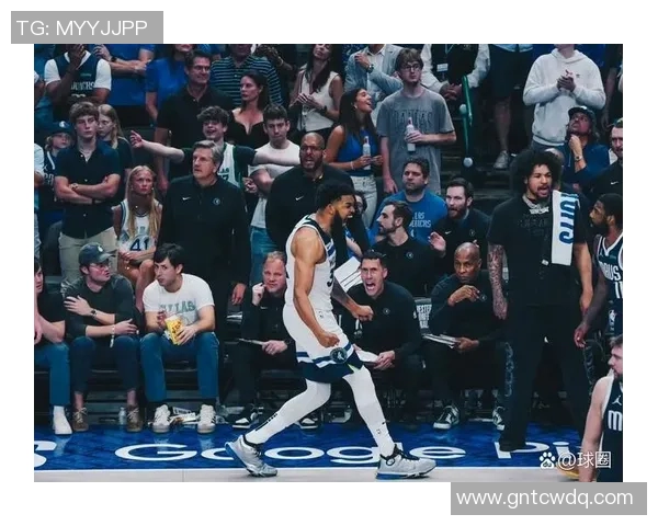 独行侠力克马刺,唐斯砍下23分13篮板助队取胜